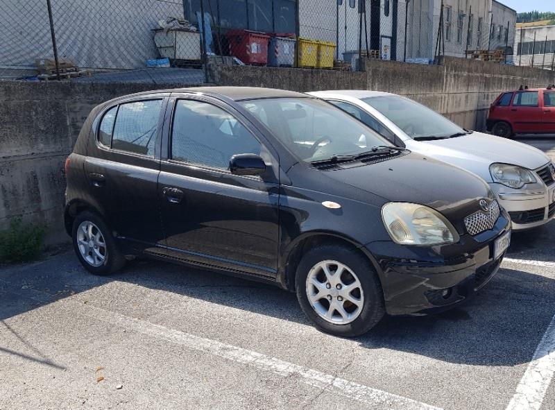 Foto TOYOTA Yaris