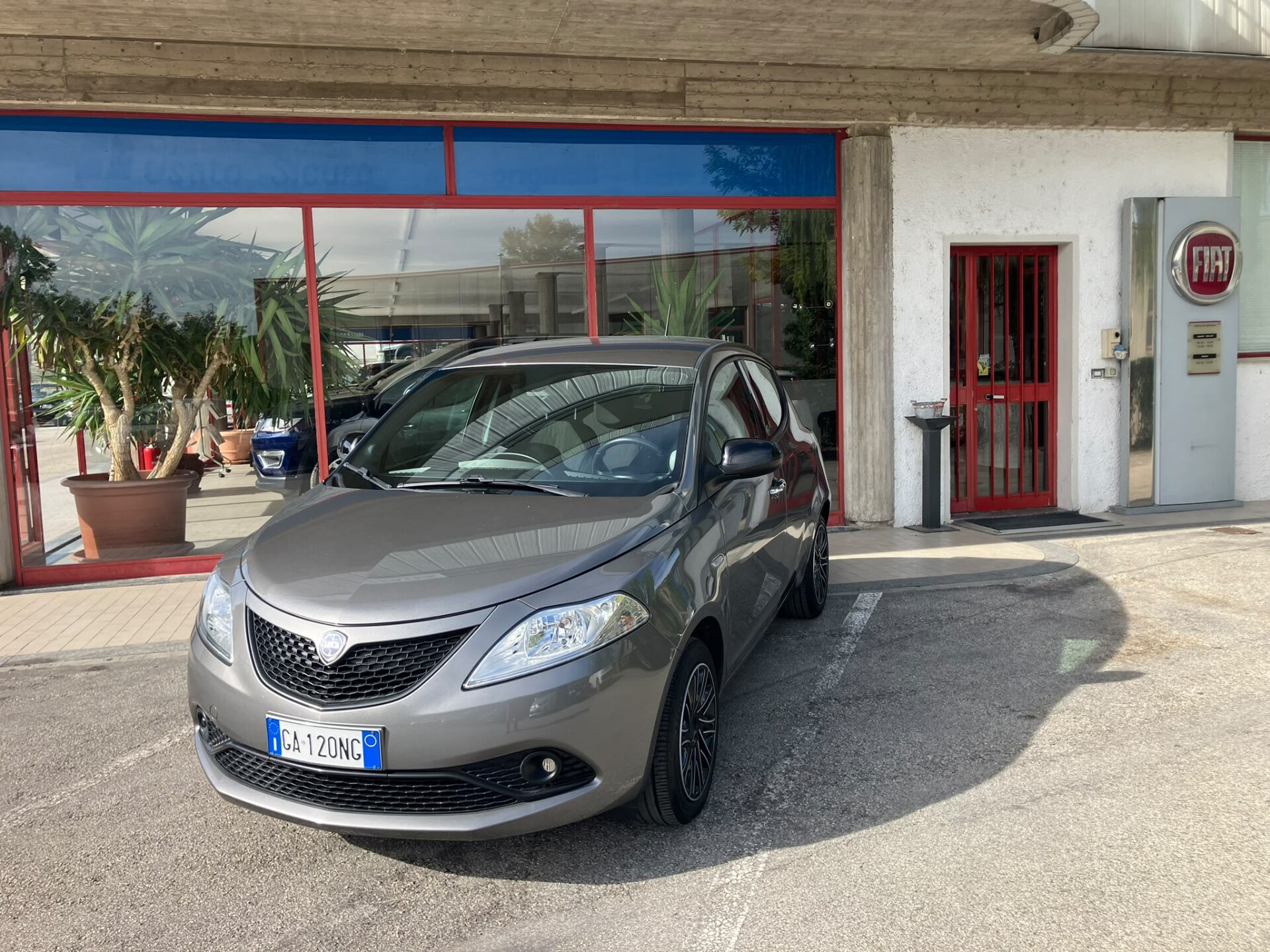 Foto LANCIA Ypsilon 3 serie